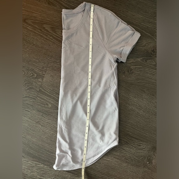 Lululemon Open Up Tie Back Tee - Picture 13 of 13